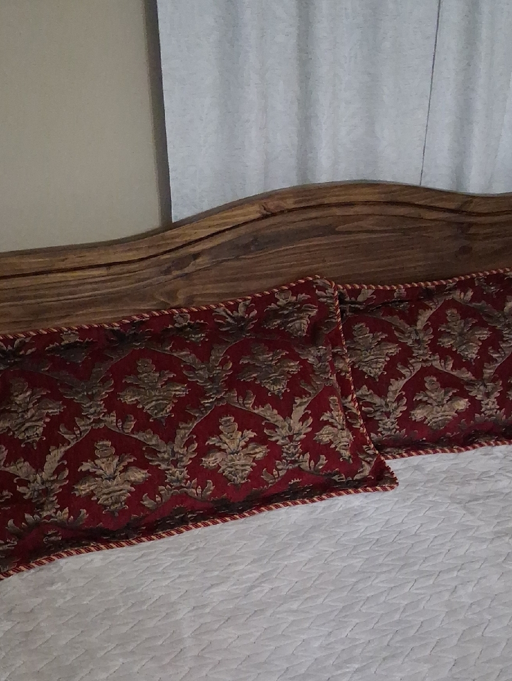 Luxury Brocade King Size Pillow Shams - Pair In Burgandy And Gold 40" X 24"